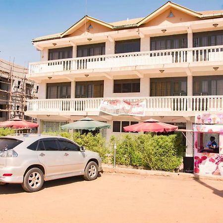 Florida Hotel Kampala Exterior foto
