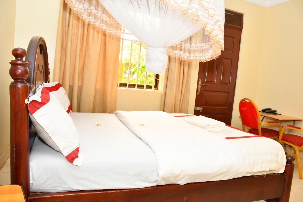 Florida Hotel Kampala Exterior foto