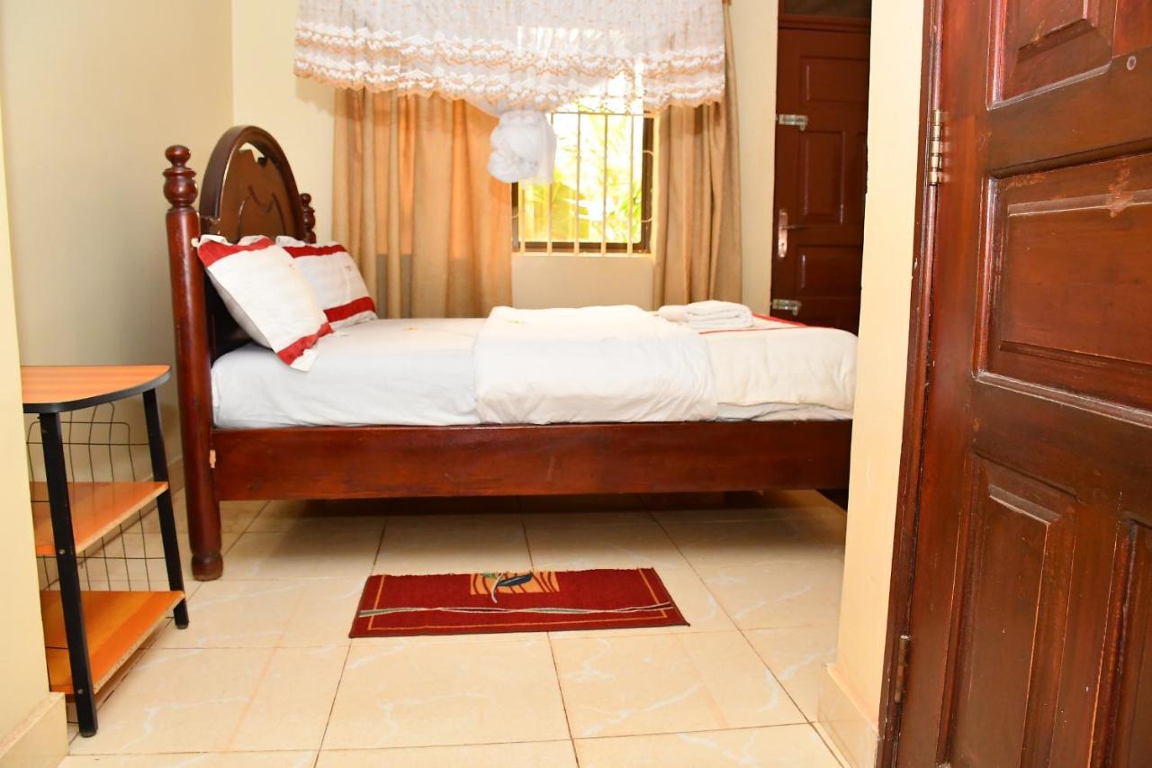 Florida Hotel Kampala Exterior foto