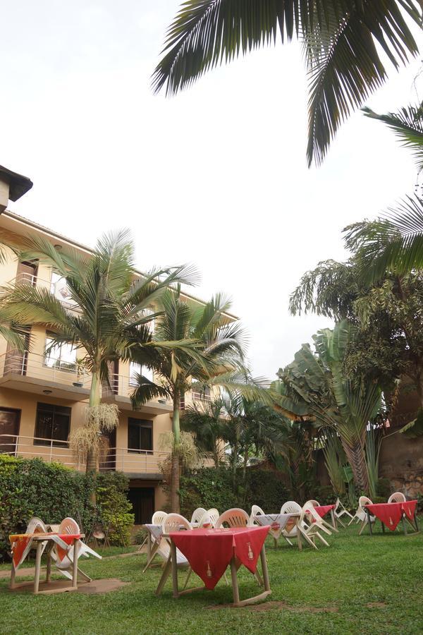 Florida Hotel Kampala Exterior foto