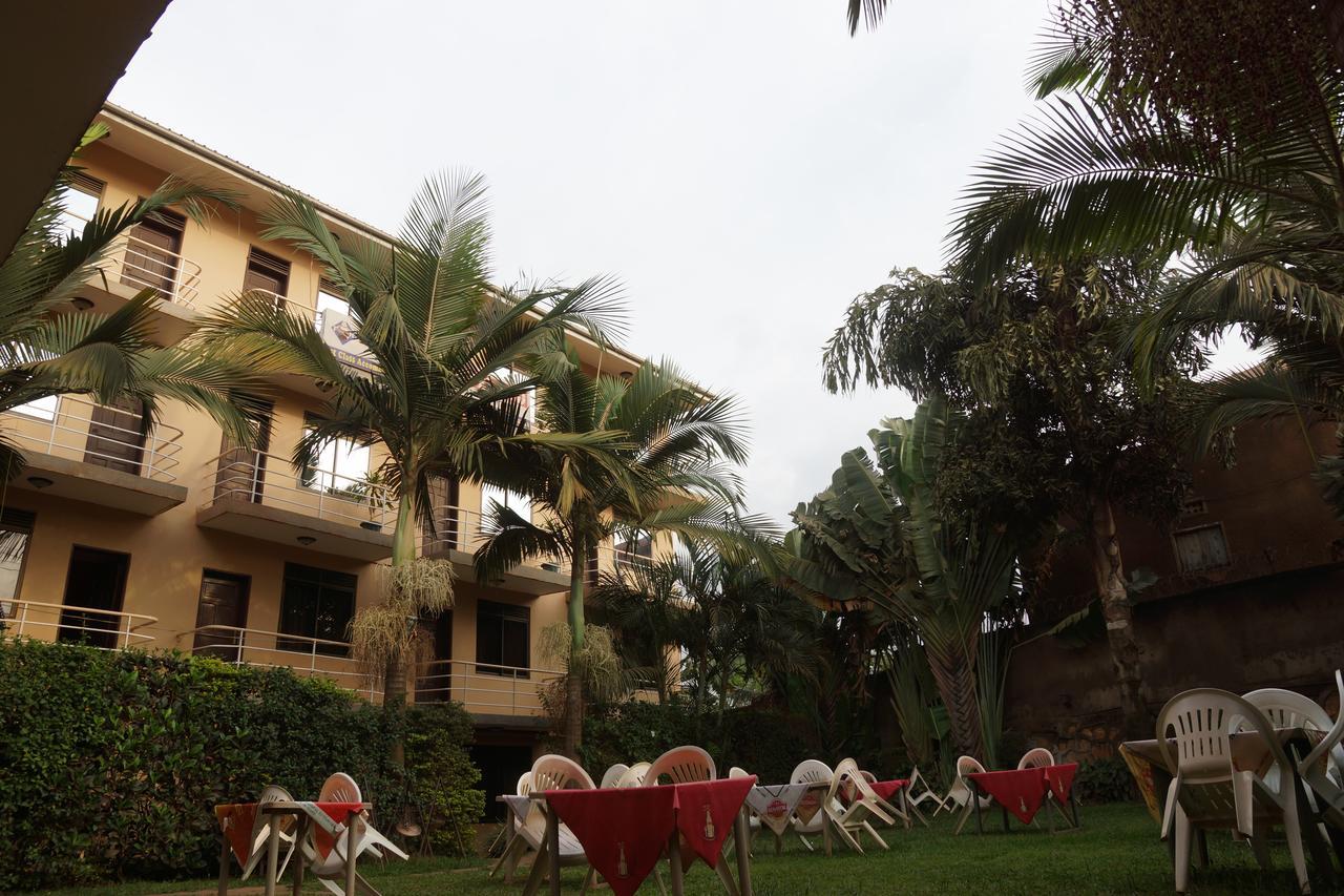 Florida Hotel Kampala Exterior foto